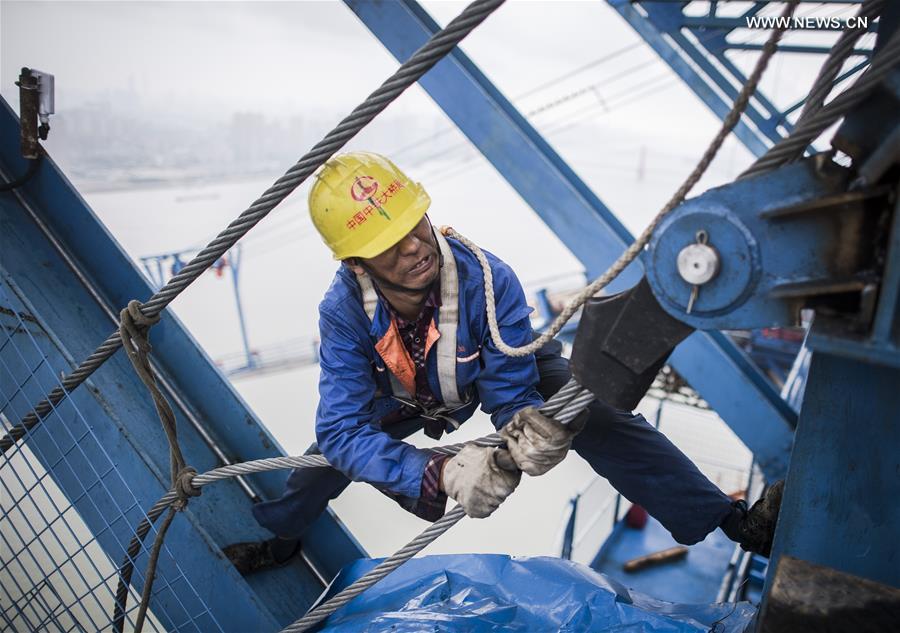 CHINA-HUBEI-WUHAN-BRIDGE-CONSTRUCTION (CN)