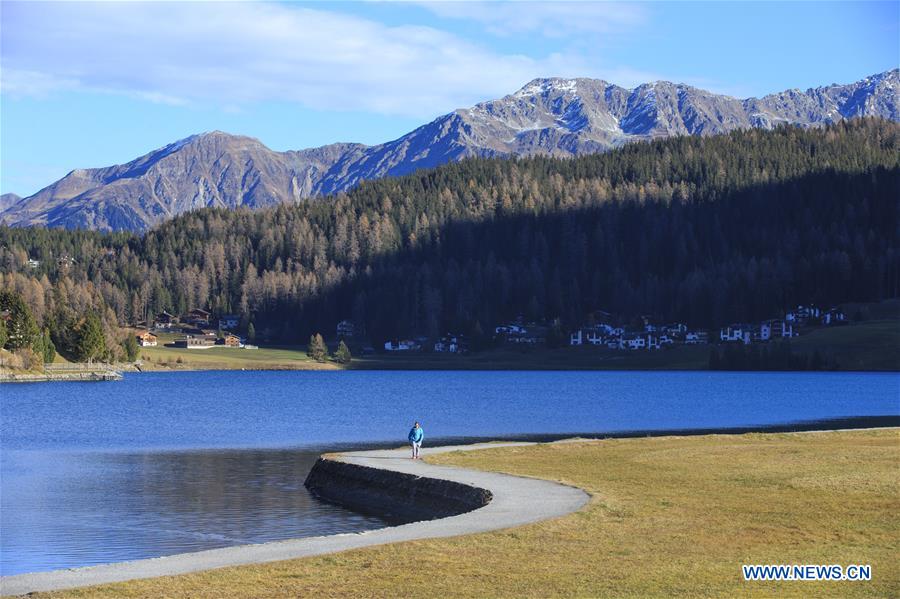 SWITZERLAND-DAVOS-AUTUMN-SCENERY