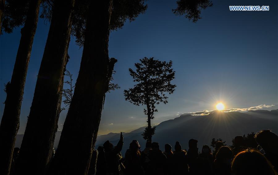 CHINA-ALI MOUNTAIN-SUNRISE(CN)