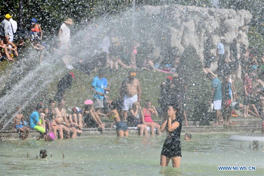 FRANCE-HEATWAVE