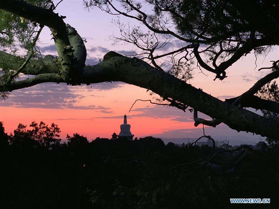 (BeijingCandid)CHINA-BEIJING-SUNSET(CN)