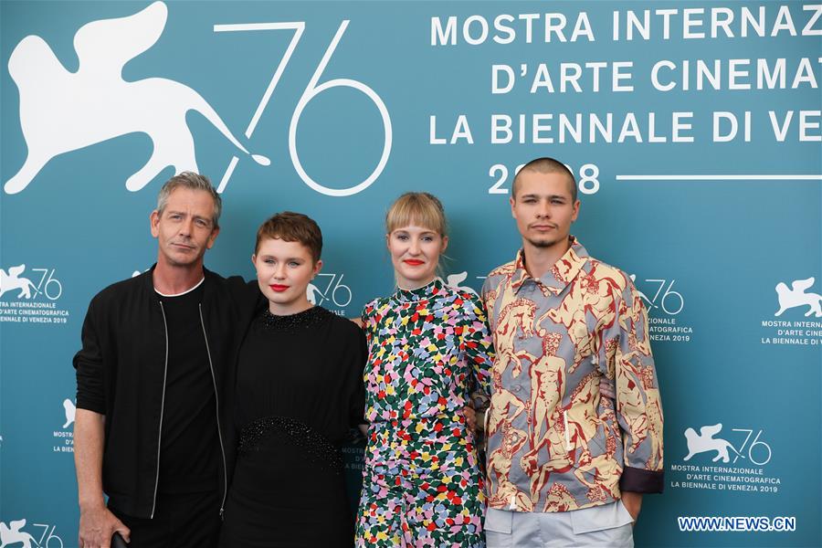 ITALY-VENICE-FILM FESTIVAL-"BABYTEETH"-PHOTOCALL