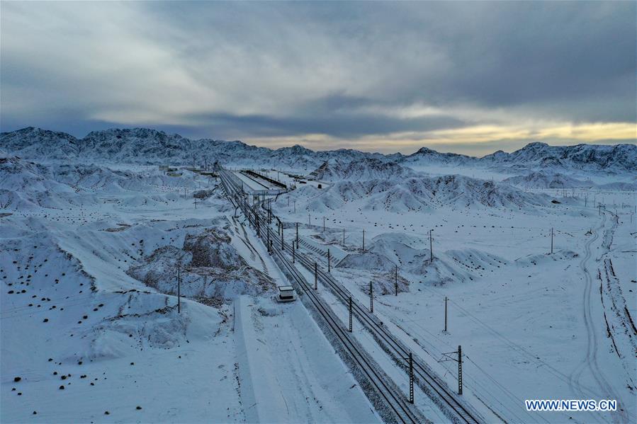 CHINA-QINGHAI-GOLMUD-DUNHUANG-GOLMUD RAILWAY-OPERATION (CN)