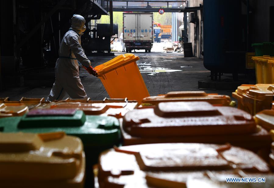 (FOCUS)CHINA-HUBEI-WUHAN-COVID-19-MEDICAL WASTE DISPOSAL (CN)