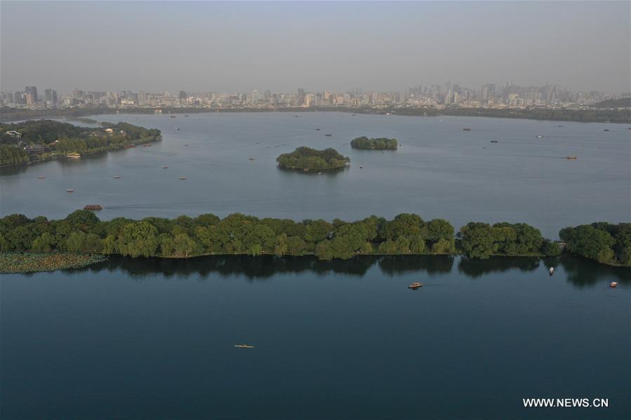 CHINA-HANGZHOU-WEST LAKE-AUTUMN-SCENERY (CN)