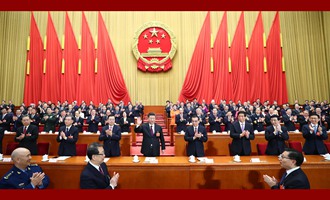 习近平当选国家主席、中央军委主席