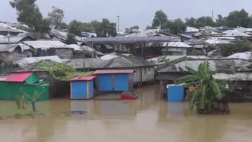 天灾！暴雨倾盆 孟加拉国难民村30万人被困