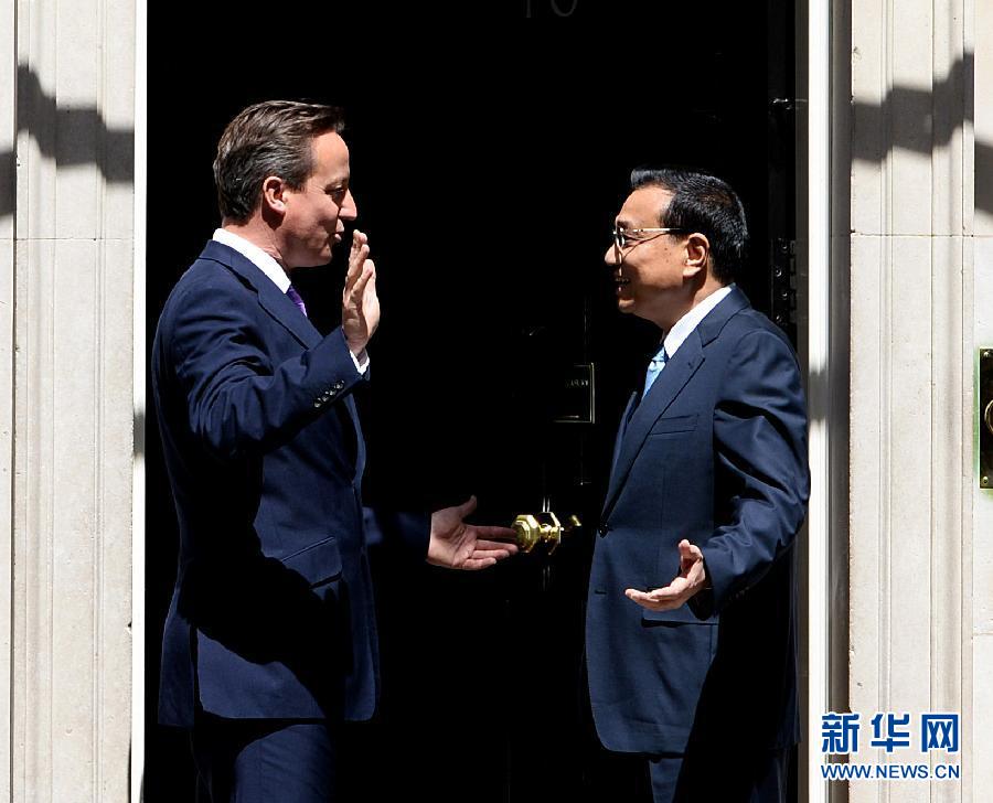 6月17日，中国国务院总理李克强在伦敦唐宁街10号首相府同英国首相卡梅伦举行中英总理年度会晤。新华社记者 李涛 摄